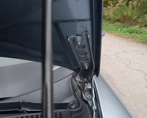 Серый Шкода Октавия, объемом двигателя 1.6 л и пробегом 303 тыс. км за 5800 $, фото 14 на Automoto.ua