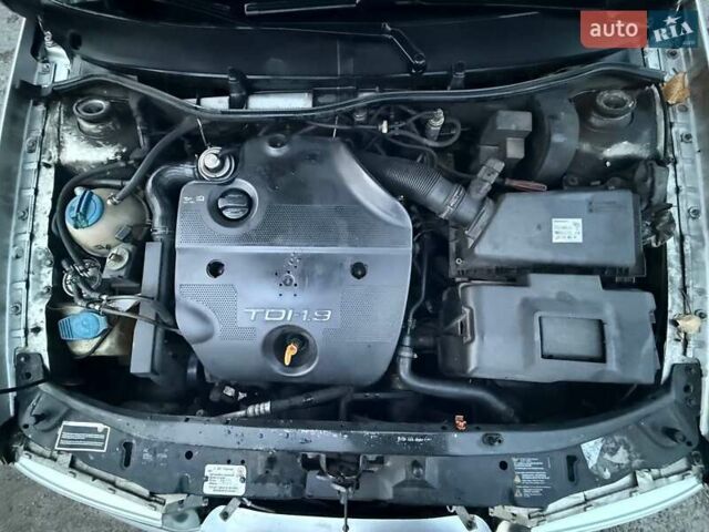 Серый Шкода Октавия, объемом двигателя 1.9 л и пробегом 322 тыс. км за 3000 $, фото 6 на Automoto.ua