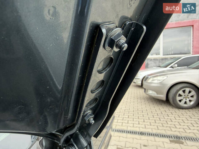 Серый Шкода Октавия, объемом двигателя 1.6 л и пробегом 220 тыс. км за 6350 $, фото 38 на Automoto.ua