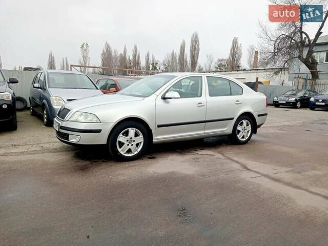 Серый Шкода Октавия, объемом двигателя 1.6 л и пробегом 260 тыс. км за 4300 $, фото 2 на Automoto.ua