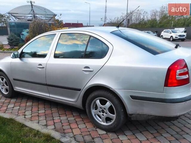 Серый Шкода Октавия, объемом двигателя 1.6 л и пробегом 180 тыс. км за 5190 $, фото 2 на Automoto.ua