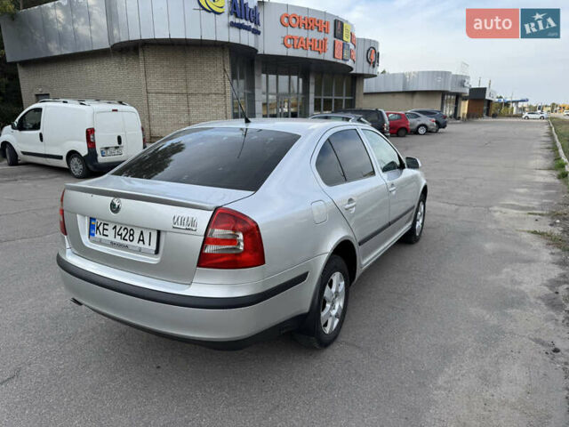 Серый Шкода Октавия, объемом двигателя 1.6 л и пробегом 256 тыс. км за 5600 $, фото 8 на Automoto.ua