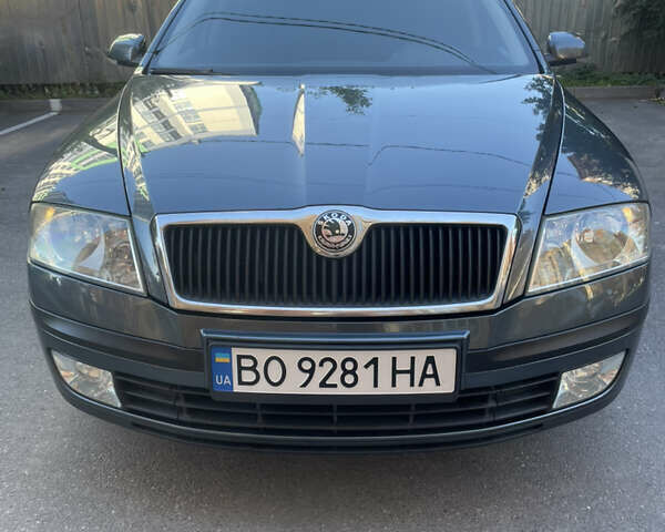 Сірий Шкода Октавія, об'ємом двигуна 1.6 л та пробігом 211 тис. км за 5800 $, фото 1 на Automoto.ua