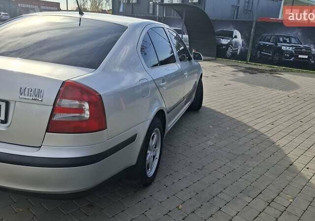 Серый Шкода Октавия, объемом двигателя 1.6 л и пробегом 192 тыс. км за 6150 $, фото 4 на Automoto.ua