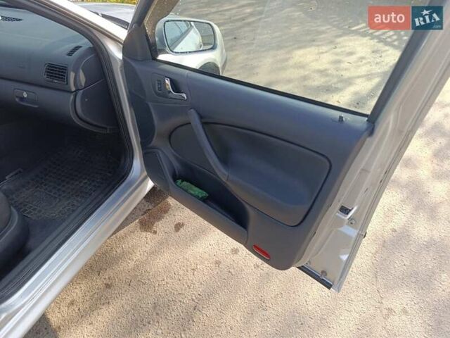 Сірий Шкода Октавія, об'ємом двигуна 1.6 л та пробігом 295 тис. км за 5300 $, фото 7 на Automoto.ua