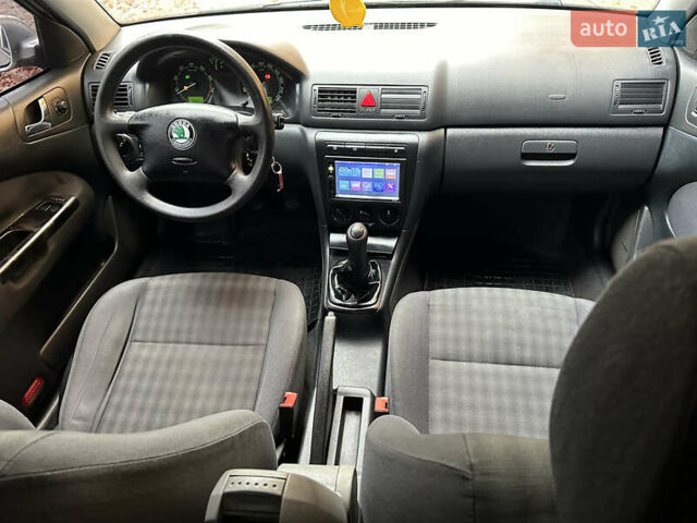 Серый Шкода Октавия, объемом двигателя 1.6 л и пробегом 215 тыс. км за 4550 $, фото 26 на Automoto.ua