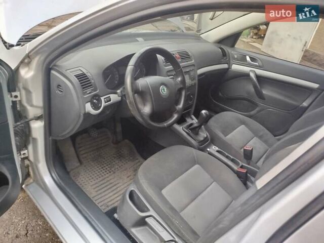 Сірий Шкода Октавія, об'ємом двигуна 1.6 л та пробігом 250 тис. км за 1800 $, фото 13 на Automoto.ua