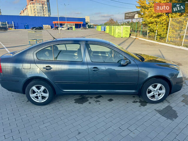 Серый Шкода Октавия, объемом двигателя 1.6 л и пробегом 221 тыс. км за 6100 $, фото 4 на Automoto.ua