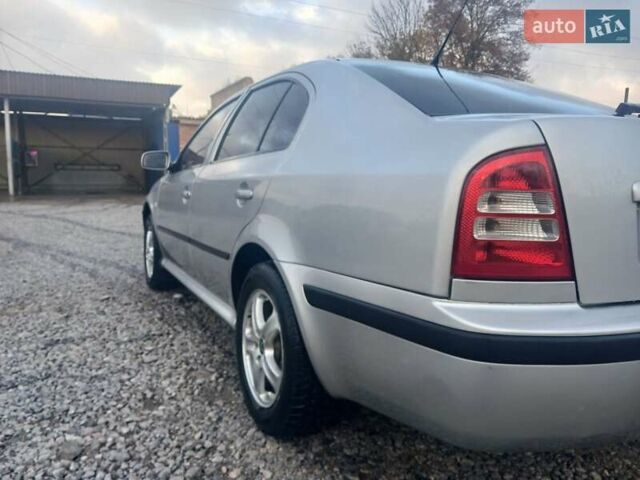 Шкода Октавия 2005 в Жмеренке на Automoto.ua Серый Шкода Октавия, объемом двигателя 1.6 л и пробегом 360 тыс. км за 3300 $, фото 2 на Automoto.ua