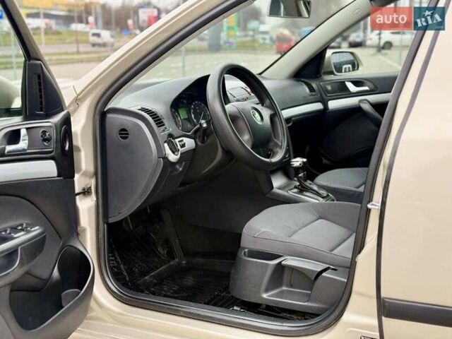 Сірий Шкода Октавія, об'ємом двигуна 1.9 л та пробігом 295 тис. км за 5700 $, фото 10 на Automoto.ua