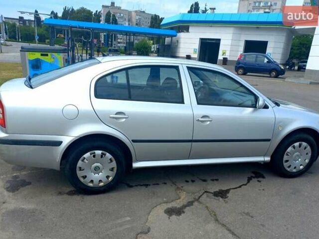 Серый Шкода Октавия, объемом двигателя 1.6 л и пробегом 255 тыс. км за 4200 $, фото 2 на Automoto.ua