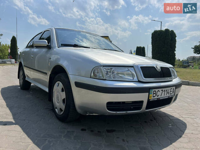 Серый Шкода Октавия, объемом двигателя 1.6 л и пробегом 275 тыс. км за 3600 $, фото 3 на Automoto.ua