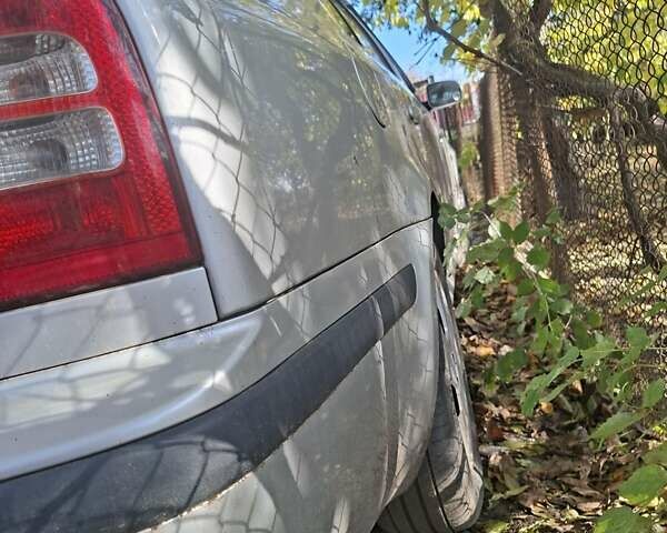 Серый Шкода Октавия, объемом двигателя 1.9 л и пробегом 350 тыс. км за 2100 $, фото 3 на Automoto.ua