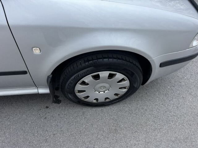 Сірий Шкода Октавія, об'ємом двигуна 1.6 л та пробігом 265 тис. км за 4450 $, фото 15 на Automoto.ua