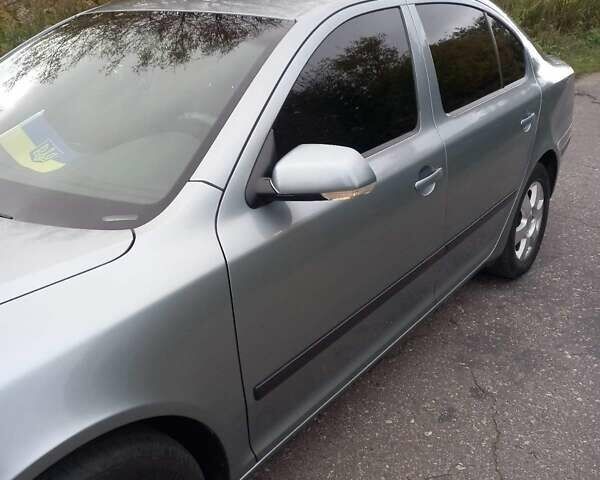 Серый Шкода Октавия, объемом двигателя 1.6 л и пробегом 303 тыс. км за 5800 $, фото 3 на Automoto.ua