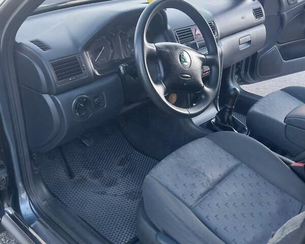 Шкода Октавия 2005 в Одессе на Automoto.ua Серый Шкода Октавия, объемом двигателя 1.6 л и пробегом 293 тыс. км за 5500 $, фото 4 на Automoto.ua