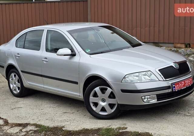 Шкода Октавия 2005 в Полтаве на Automoto.ua Серый Шкода Октавия, объемом двигателя 1.6 л и пробегом 122 тыс. км за 7999 $, фото 9 на Automoto.ua