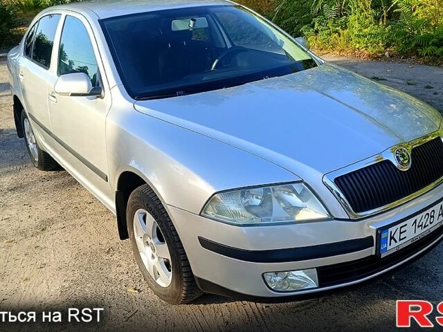 Шкода Октавия 2005 в Каменское - Днепродзержинск на Automoto.ua Серый Шкода Октавия, объемом двигателя 1.6 л и пробегом 255 тыс. км за 5900 $, фото 4 на Automoto.ua