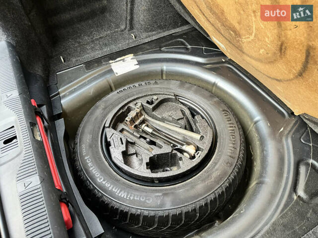 Серый Шкода Октавия, объемом двигателя 1.97 л и пробегом 320 тыс. км за 5550 $, фото 43 на Automoto.ua