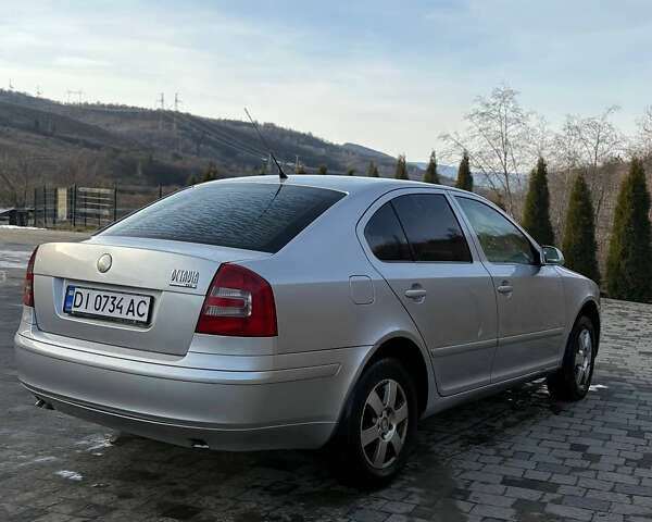 Серый Шкода Октавия, объемом двигателя 1.97 л и пробегом 300 тыс. км за 5250 $, фото 3 на Automoto.ua