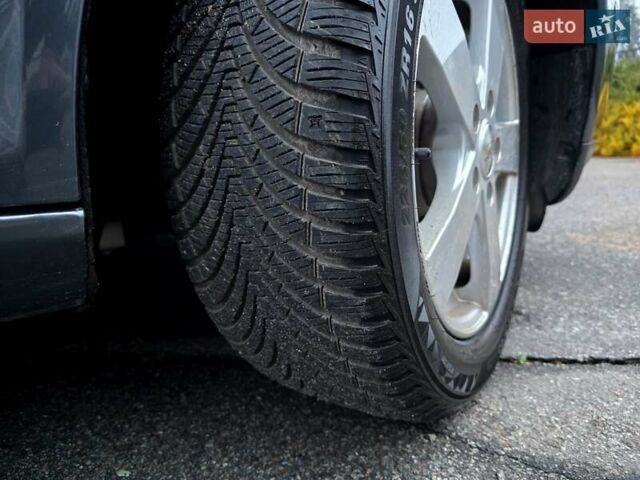 Сірий Шкода Октавія, об'ємом двигуна 1.6 л та пробігом 131 тис. км за 7100 $, фото 111 на Automoto.ua