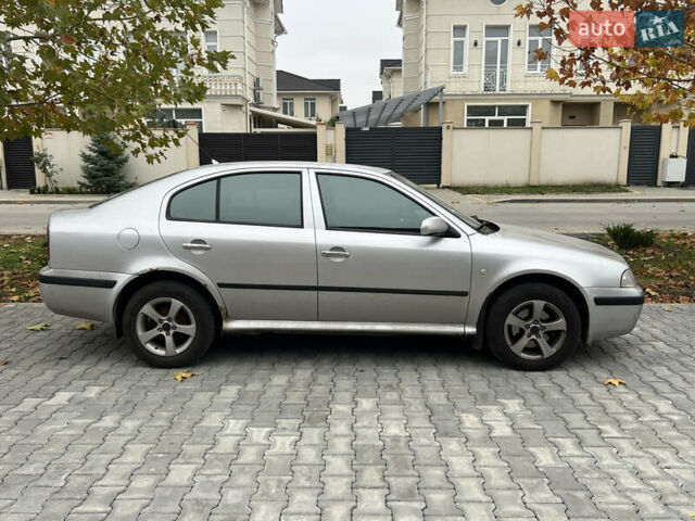 Серый Шкода Октавия, объемом двигателя 1.9 л и пробегом 237 тыс. км за 3999 $, фото 1 на Automoto.ua