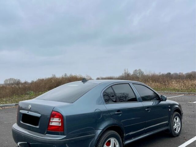 Серый Шкода Октавия, объемом двигателя 1.9 л и пробегом 333 тыс. км за 2500 $, фото 9 на Automoto.ua