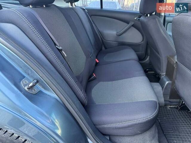 Сірий Шкода Октавія, об'ємом двигуна 1.6 л та пробігом 200 тис. км за 5400 $, фото 8 на Automoto.ua