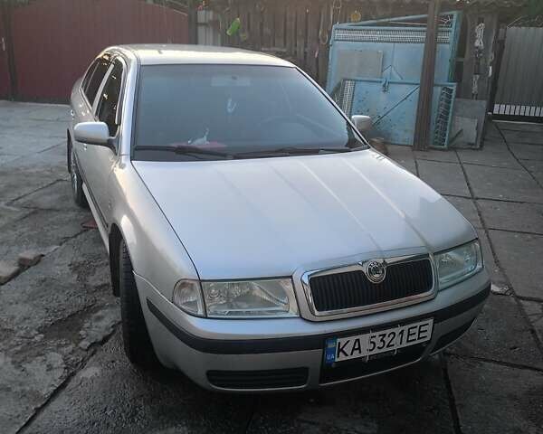 Серый Шкода Октавия, объемом двигателя 1.6 л и пробегом 237 тыс. км за 5500 $, фото 3 на Automoto.ua