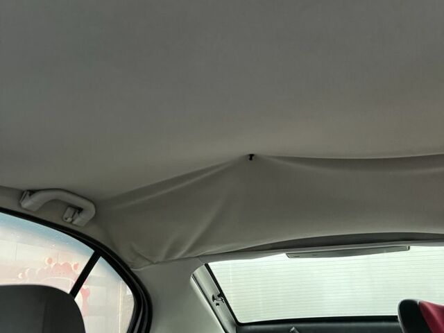 Серый Шкода Октавия, объемом двигателя 1.6 л и пробегом 285 тыс. км за 4000 $, фото 6 на Automoto.ua