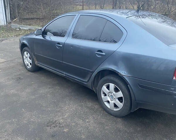 Серый Шкода Октавия, объемом двигателя 1.6 л и пробегом 301 тыс. км за 4200 $, фото 4 на Automoto.ua
