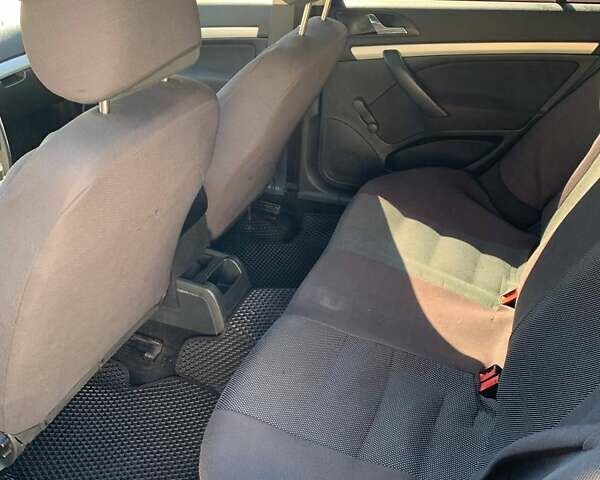 Серый Шкода Октавия, объемом двигателя 1.6 л и пробегом 216 тыс. км за 5200 $, фото 8 на Automoto.ua