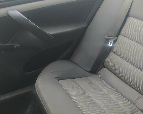 Серый Шкода Октавия, объемом двигателя 1.6 л и пробегом 399 тыс. км за 4700 $, фото 11 на Automoto.ua