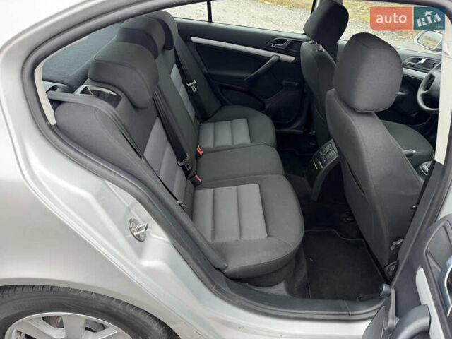 Серый Шкода Октавия, объемом двигателя 1.6 л и пробегом 173 тыс. км за 7199 $, фото 56 на Automoto.ua