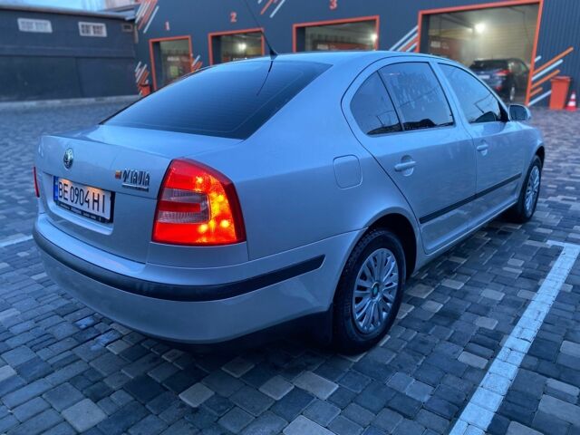 Серый Шкода Октавия, объемом двигателя 1.6 л и пробегом 213 тыс. км за 6300 $, фото 3 на Automoto.ua