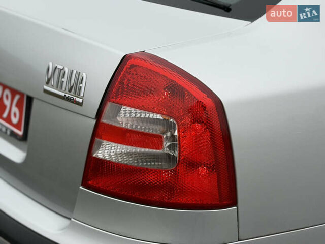 Серый Шкода Октавия, объемом двигателя 1.6 л и пробегом 173 тыс. км за 7199 $, фото 12 на Automoto.ua