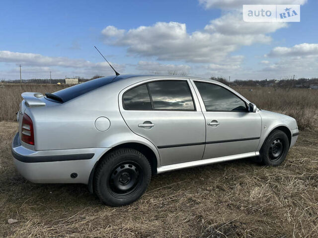 Серый Шкода Октавия, объемом двигателя 1.6 л и пробегом 288 тыс. км за 5300 $, фото 3 на Automoto.ua