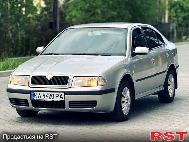 Серый Шкода Октавия, объемом двигателя 1.8 л и пробегом 260 тыс. км за 3900 $, фото 2 на Automoto.ua