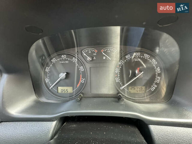 Серый Шкода Октавия, объемом двигателя 1.6 л и пробегом 257 тыс. км за 4000 $, фото 27 на Automoto.ua