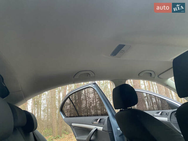 Сірий Шкода Октавія, об'ємом двигуна 1.6 л та пробігом 120 тис. км за 6850 $, фото 26 на Automoto.ua