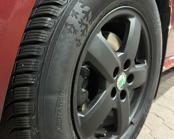 Шкода Октавия 2006 в Львове на Automoto.ua Серый Шкода Октавия, объемом двигателя 1.9 л и пробегом 248 тыс. км за 2650 $, фото 1 на Automoto.ua