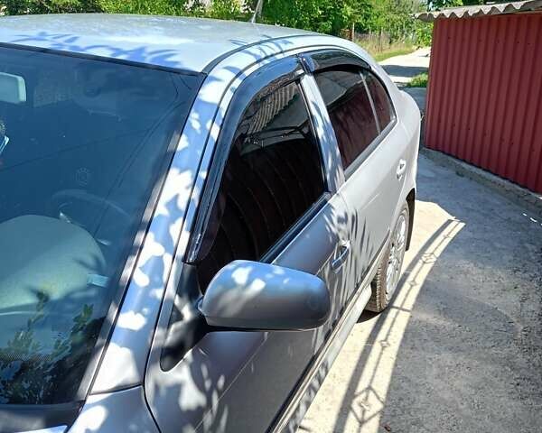 Серый Шкода Октавия, объемом двигателя 1.6 л и пробегом 237 тыс. км за 5500 $, фото 14 на Automoto.ua