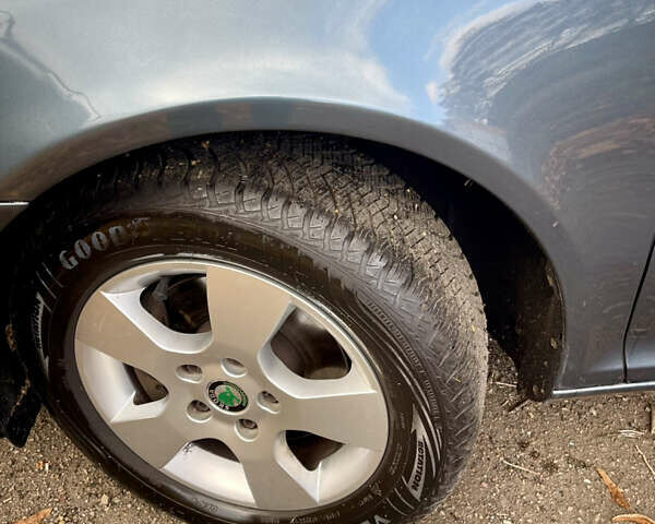 Серый Шкода Октавия, объемом двигателя 2 л и пробегом 201 тыс. км за 5499 $, фото 3 на Automoto.ua