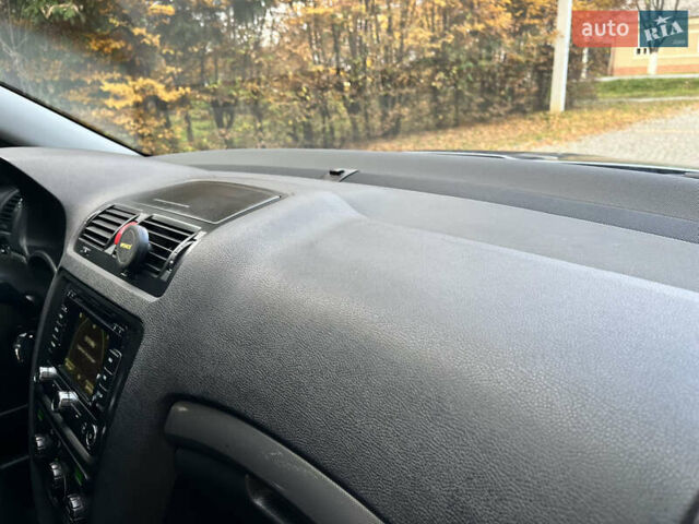 Серый Шкода Октавия, объемом двигателя 1.97 л и пробегом 320 тыс. км за 5550 $, фото 22 на Automoto.ua