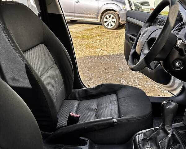 Серый Шкода Октавия, объемом двигателя 1.6 л и пробегом 374 тыс. км за 5900 $, фото 45 на Automoto.ua