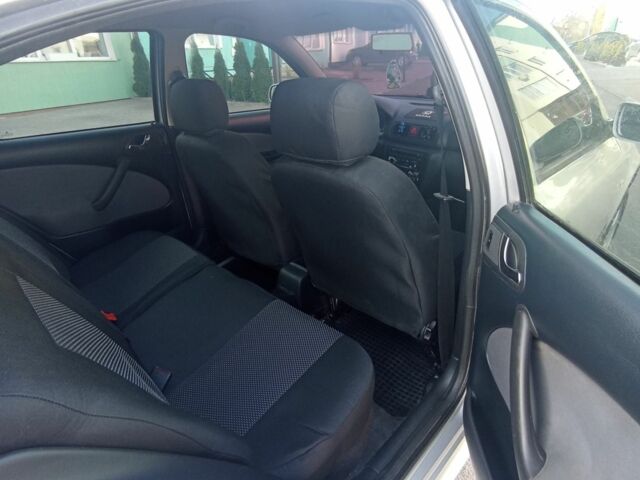 Сірий Шкода Октавія, об'ємом двигуна 1.6 л та пробігом 269 тис. км за 4500 $, фото 7 на Automoto.ua