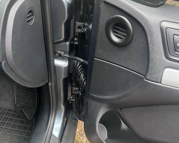 Сірий Шкода Октавія, об'ємом двигуна 1.6 л та пробігом 238 тис. км за 7700 $, фото 19 на Automoto.ua