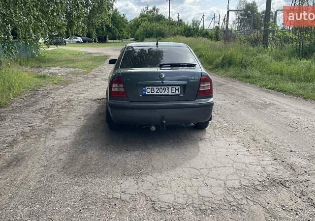 Серый Шкода Октавия, объемом двигателя 1.6 л и пробегом 370 тыс. км за 4400 $, фото 4 на Automoto.ua