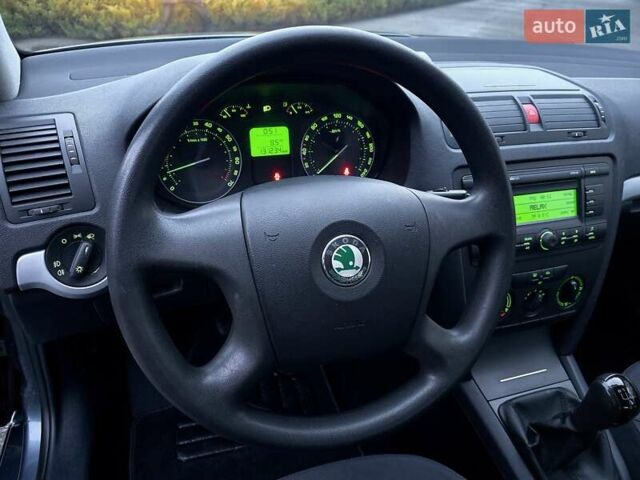 Сірий Шкода Октавія, об'ємом двигуна 1.6 л та пробігом 131 тис. км за 7100 $, фото 64 на Automoto.ua