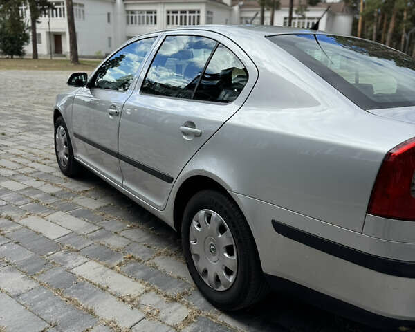 Шкода Октавия 2006 в Ахтырке на Automoto.ua Серый Шкода Октавия, объемом двигателя 1.6 л и пробегом 139 тыс. км за 6900 $, фото 7 на Automoto.ua